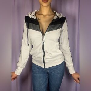 O to S White Sport Zip Up Hoodie Size S Womens Preppy Colorblock Active Gym Top